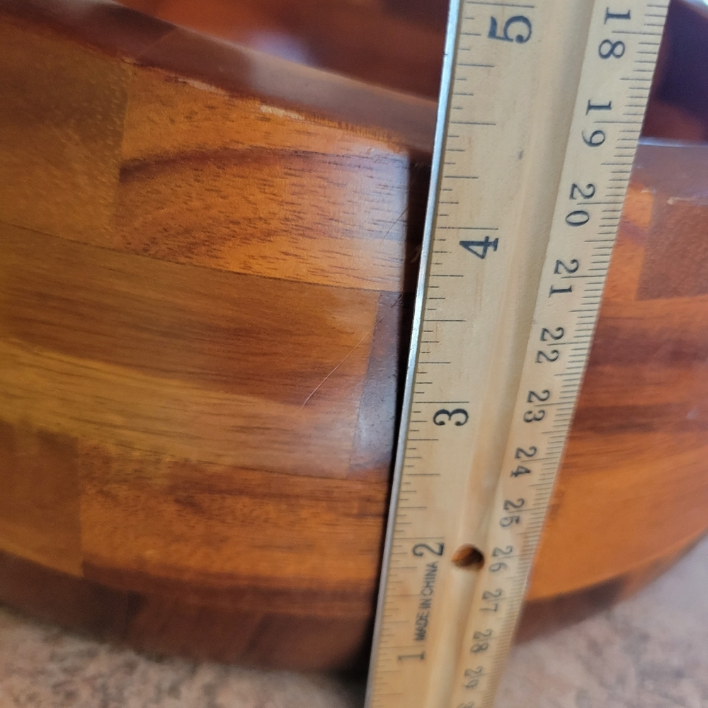 Large Wood Bowl ~ Michael Graves Design ~ Large Wooden Salad/Chip Bowl - Picture 16 of 16